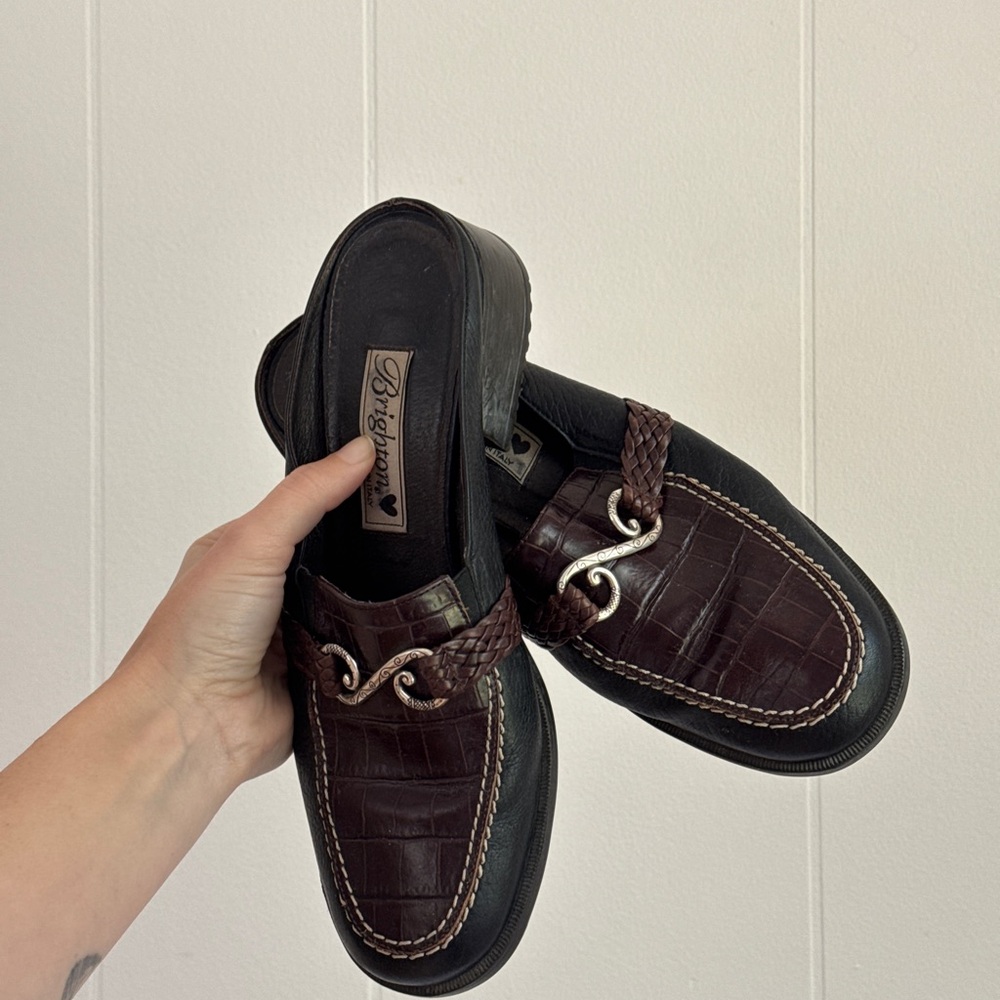 Women’s Brighton Vintage Black and Brown Loafers - Picture 3 of 5